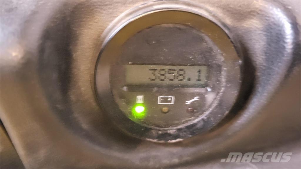 Yale MP20X 2013 معدات التكديس الجوالة