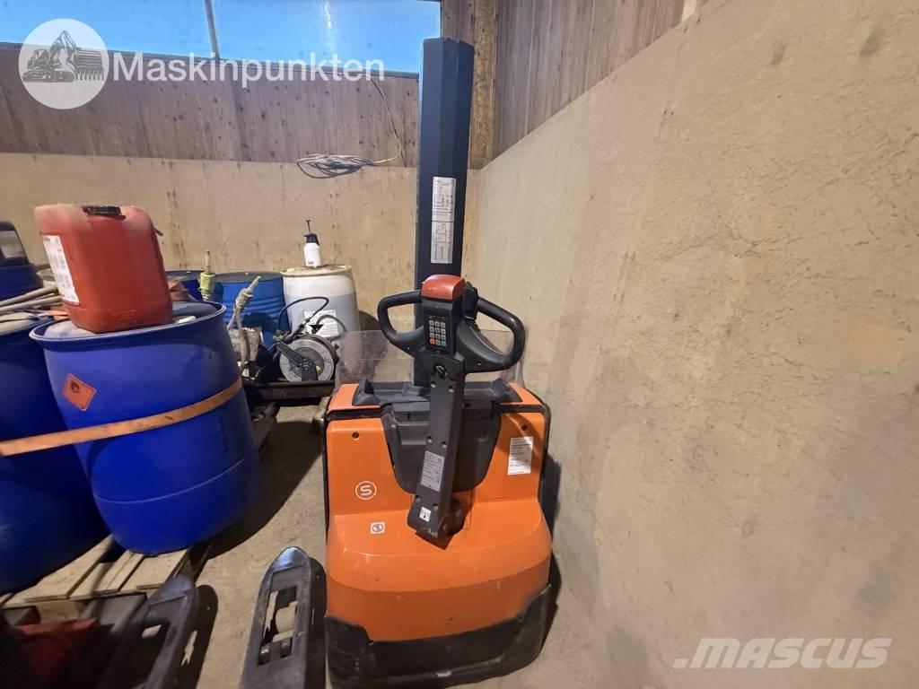 Toyota BT SWE 160 L شاحنات ذات رافعات شوكية تعمل بالكهرباء