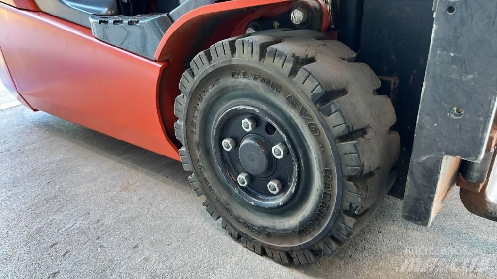 Toyota 8 FBEK 16 T شاحنات ذات رافعات شوكية تعمل بالكهرباء