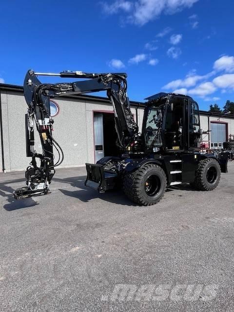 JCB Hydradig حفارات بعجل