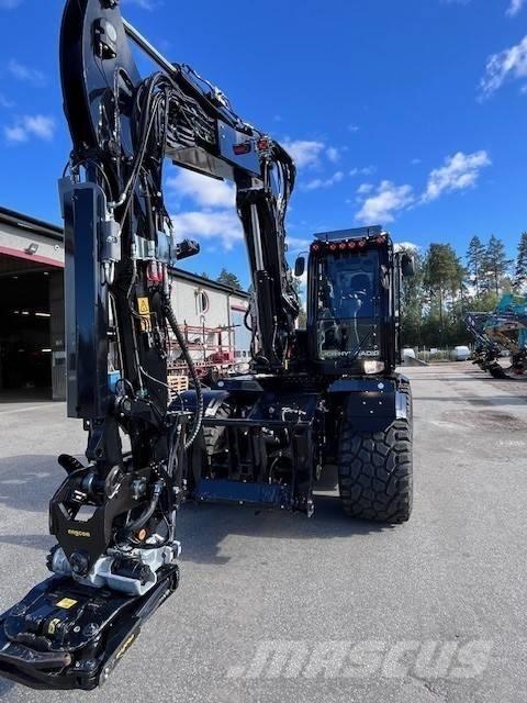 JCB Hydradig حفارات بعجل