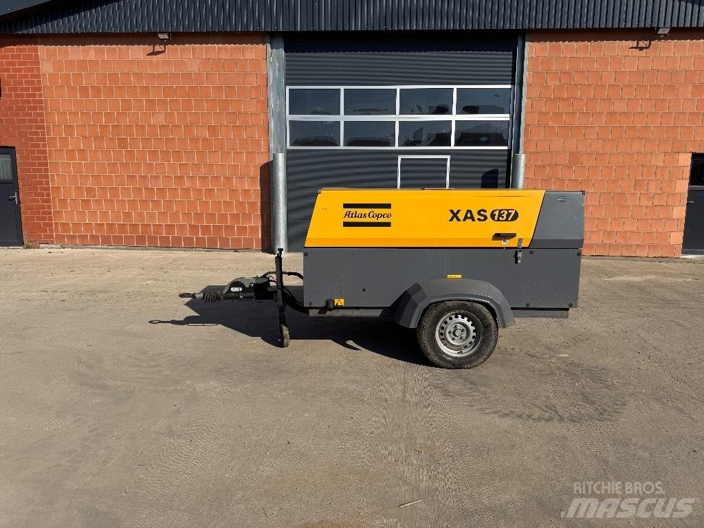 Atlas Copco XAS 137 مكابس