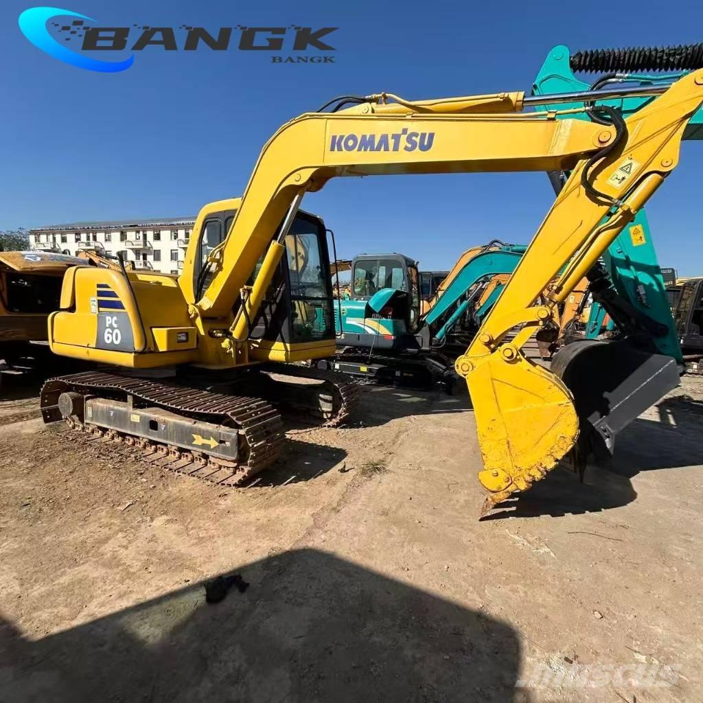 Komatsu pc  60 حفارات زحافة