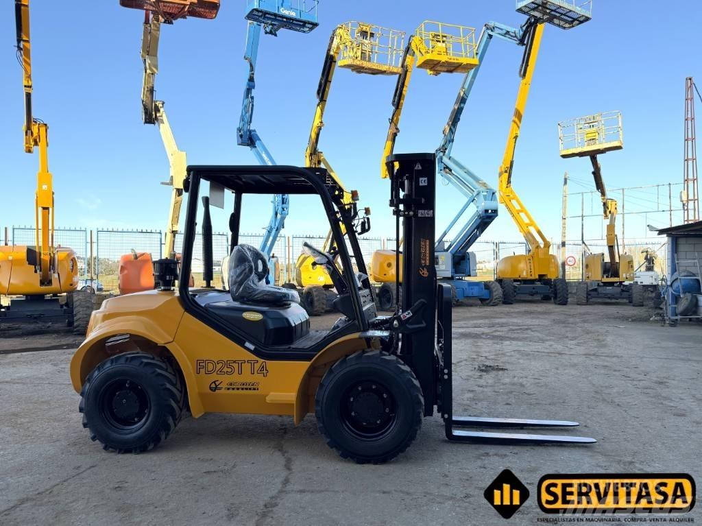 EUROYEN FD25TT4 شاحنات الديزل