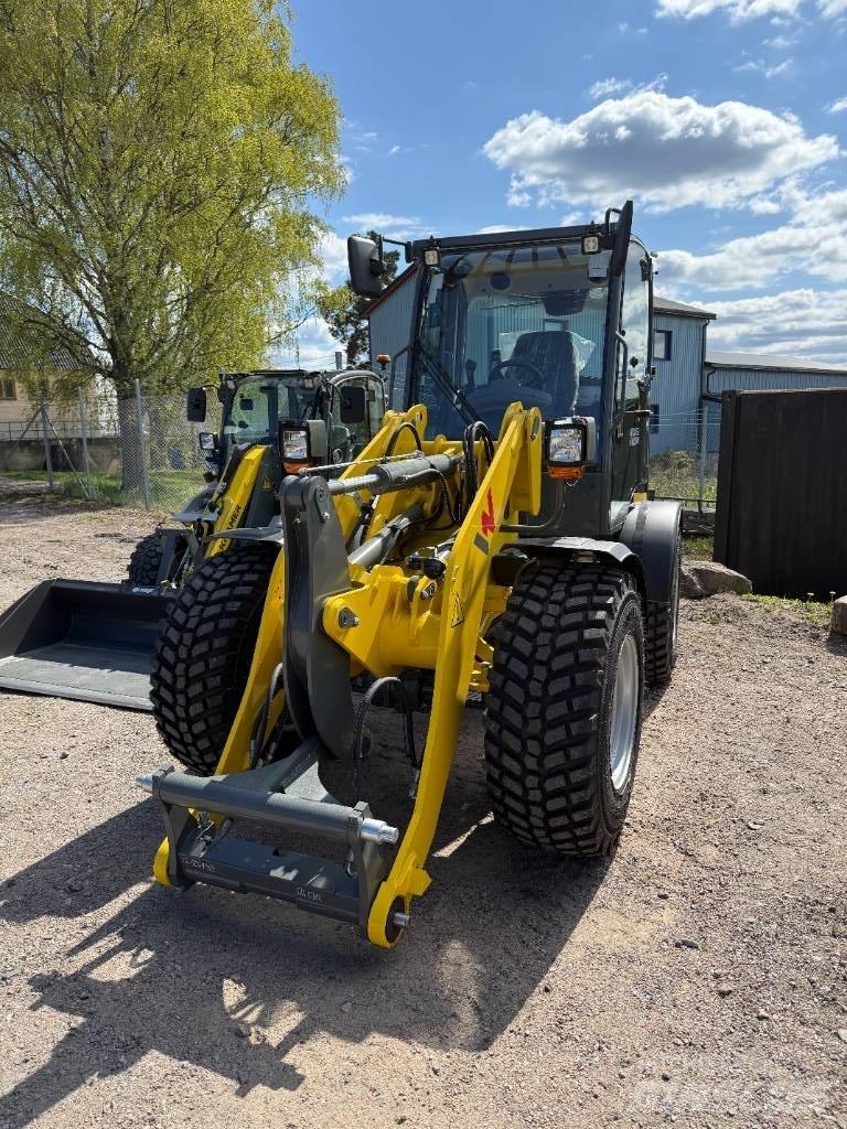 Wacker Neuson WL 52 لوادر بعجل