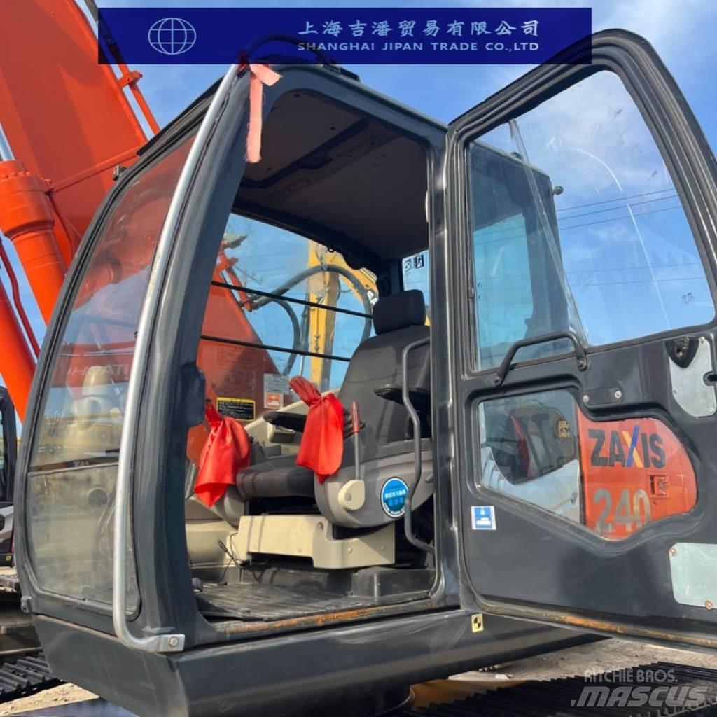 Hitachi ZX 240 حفارات زحافة