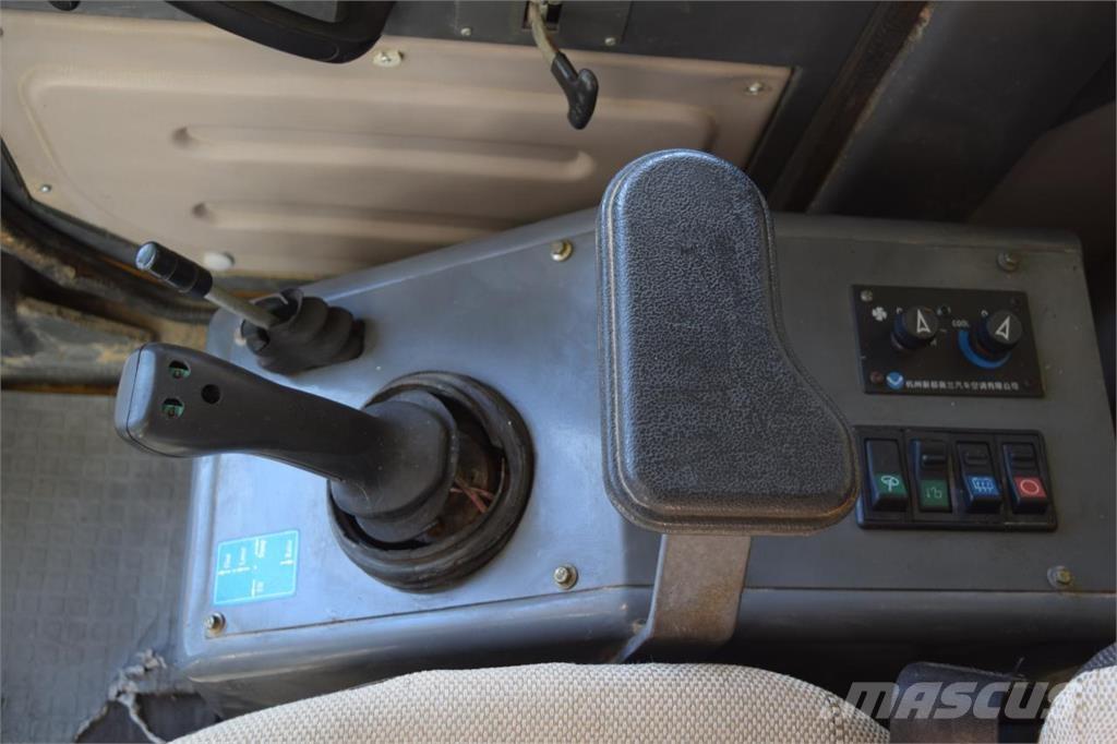 SDLG LG 918 لوادر بعجل