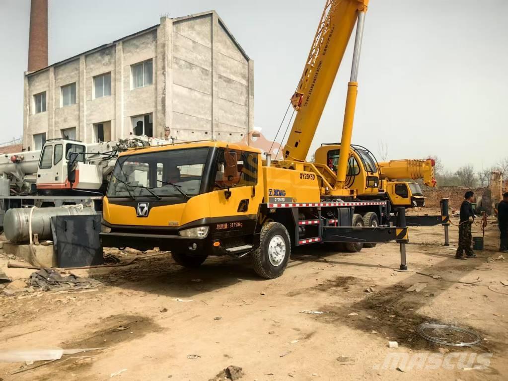 XCMG QY25K5D_1 رافعات صالحة لكل أنواع الطرق