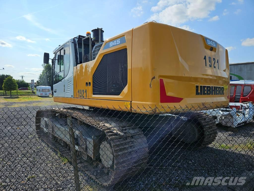 Liebherr R 945 حفارات زحافة