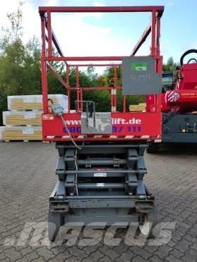 SkyJack SJ III 4632 رافعات مقصية الشكل