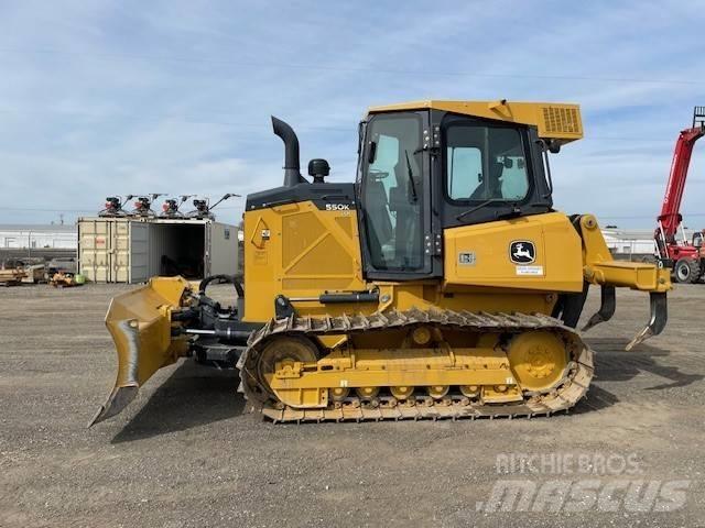 DEERE 550K بلدوزرات مجنزرة