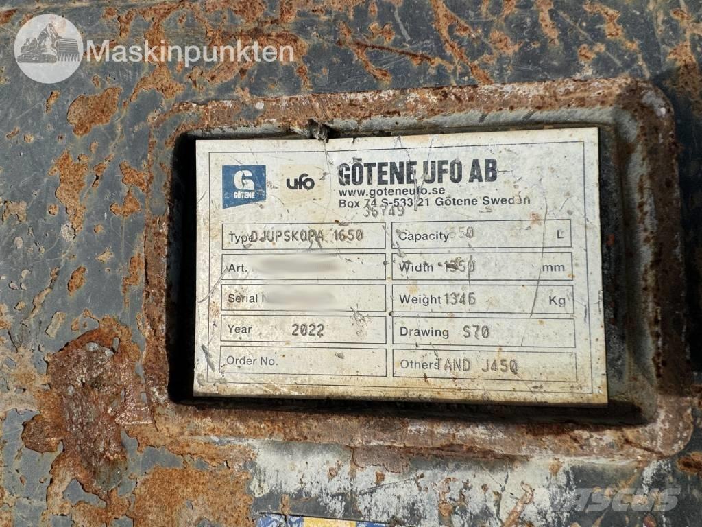 Doosan DX 300 LC حفارات زحافة