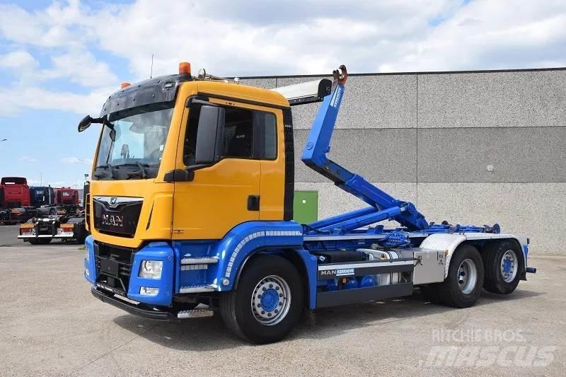 MAN TGS 26.420 شاحنات الرافعات الخطافية
