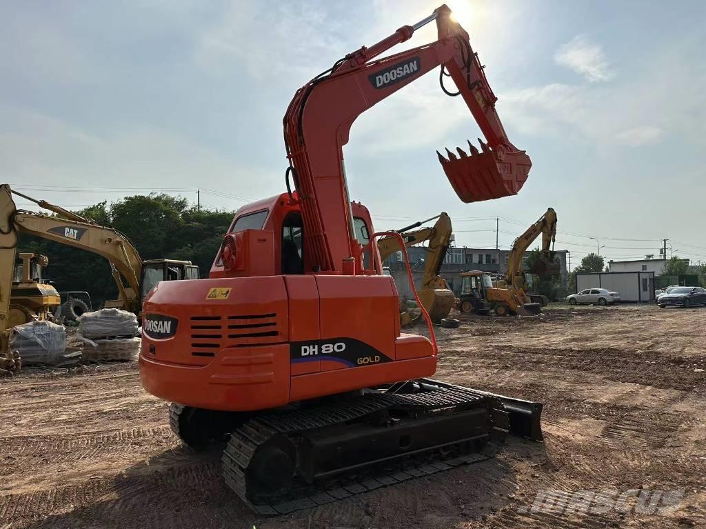 Doosan DH 80 حفارات زحافة