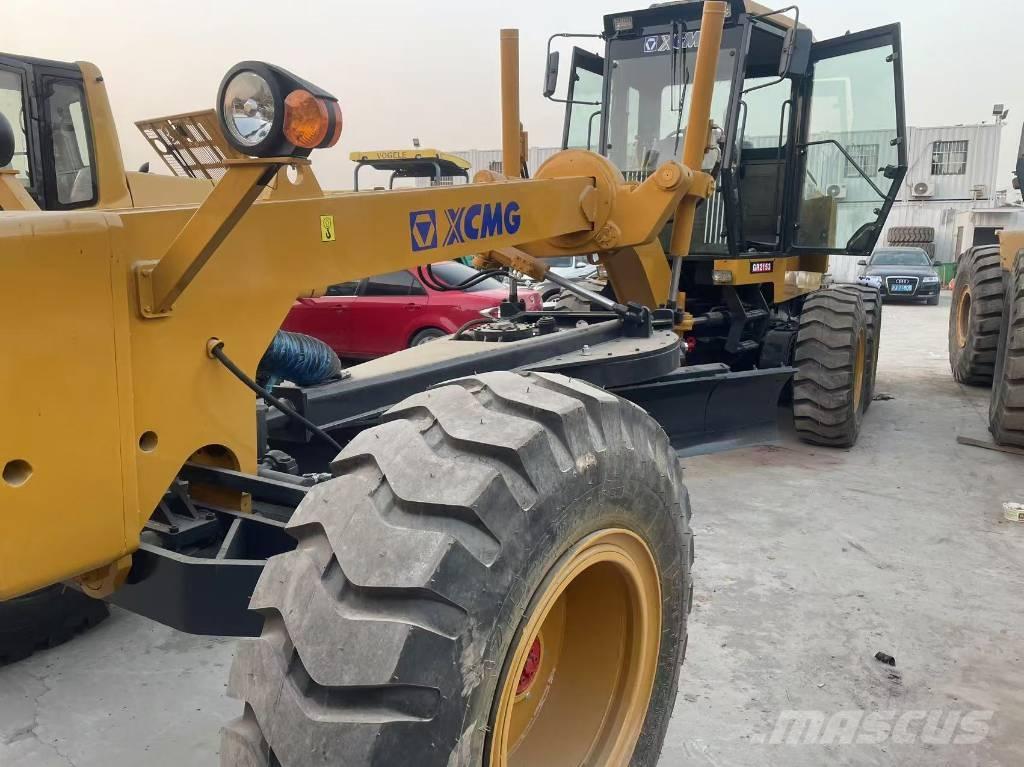 XCMG GR 215 معدات تمهيد الطرق