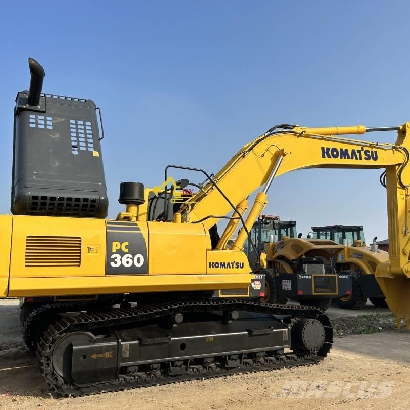 Komatsu PC 360-8 حفارات زحافة
