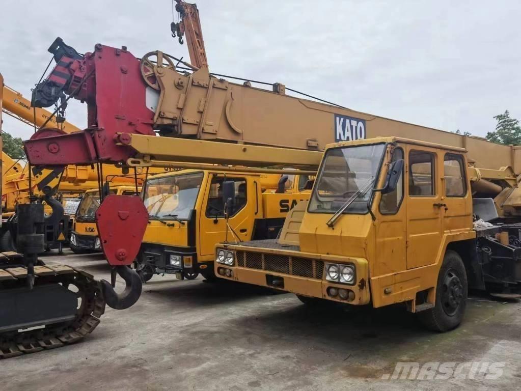 Kato 2500 KVA رافعات صالحة لكل أنواع الطرق