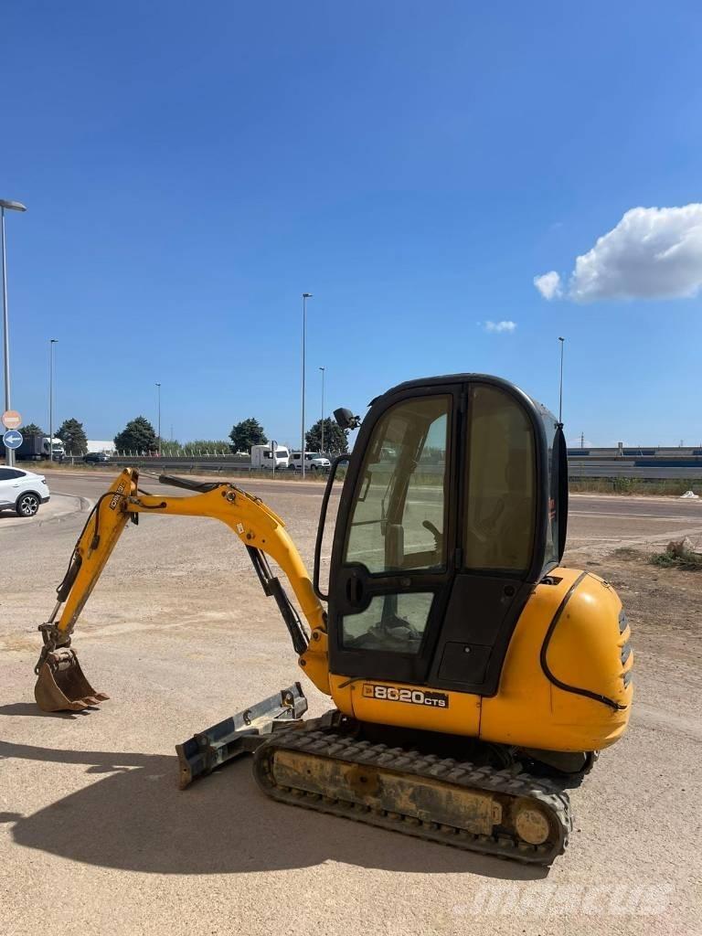 JCB 8020 حفارات صغيرة أقل من 7 طن (حفارات صغيرة)