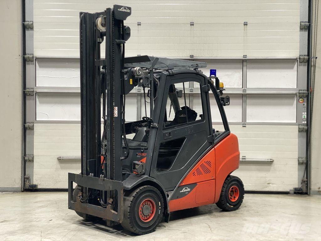 Linde H30D-02 شاحنات الديزل