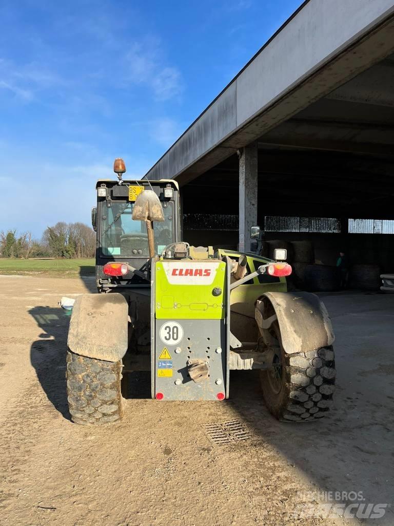 CLAAS Scorpion 1033 معدات مناولة لأغراض الزراعة