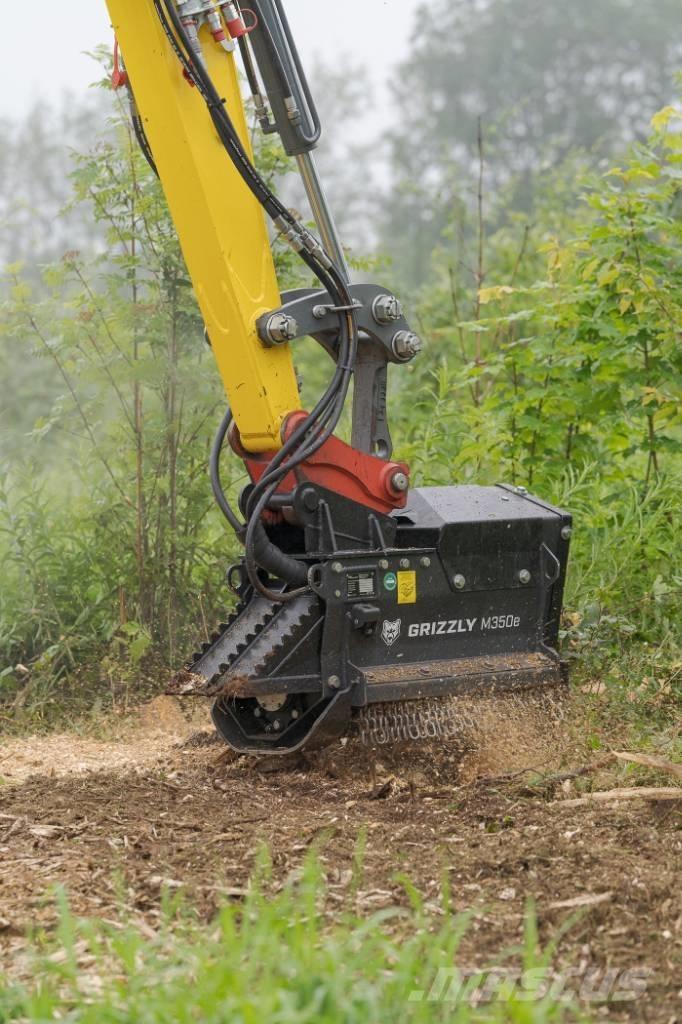 Prinoth M350e-750 ماكينات تقطيع أخشاب الحراجة
