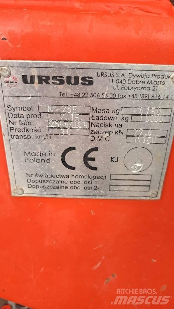 Ursus N-265 معدات توزيع السماد العضوي