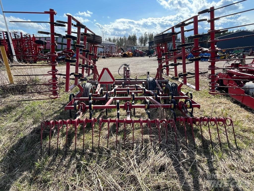 Väderstad NZ 500 كاسحات