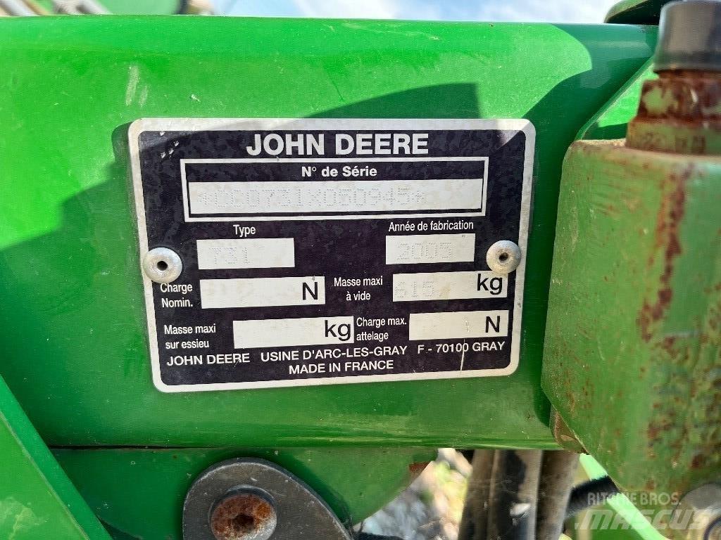 John Deere 731 لوادر وحفارات أمامية