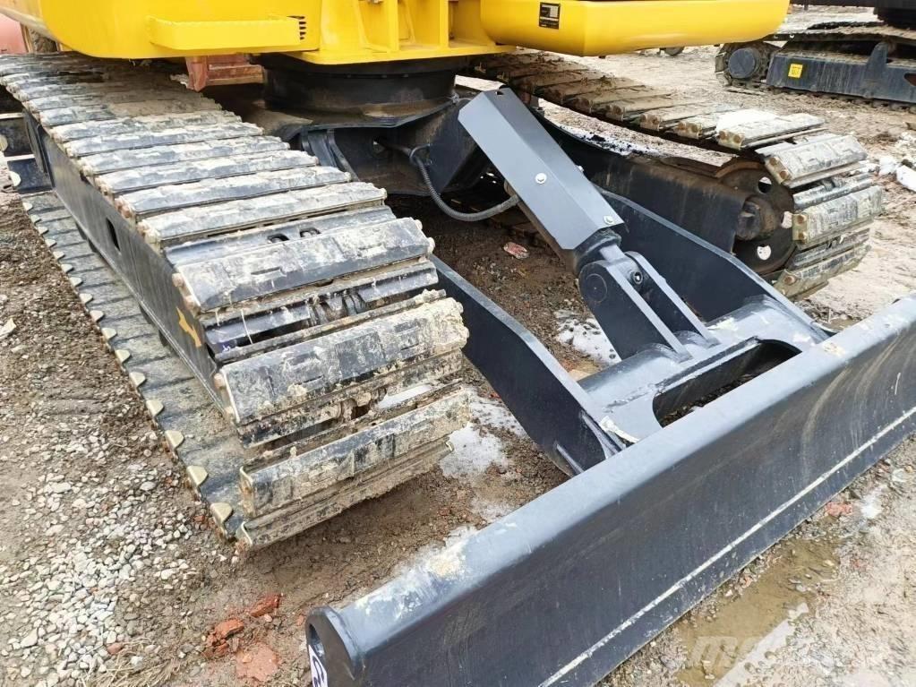 Komatsu PC 70-8 حفارات زحافة