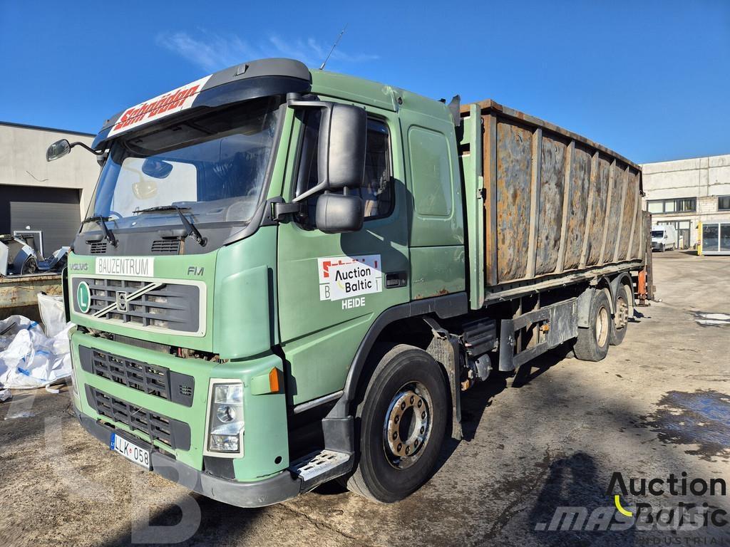 Volvo FM-300 شاحنات قلابة