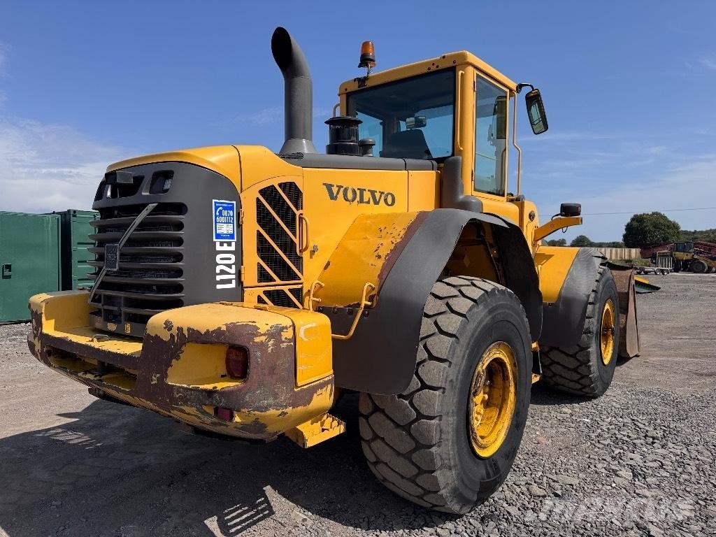 Volvo L 120 E لوادر بعجل