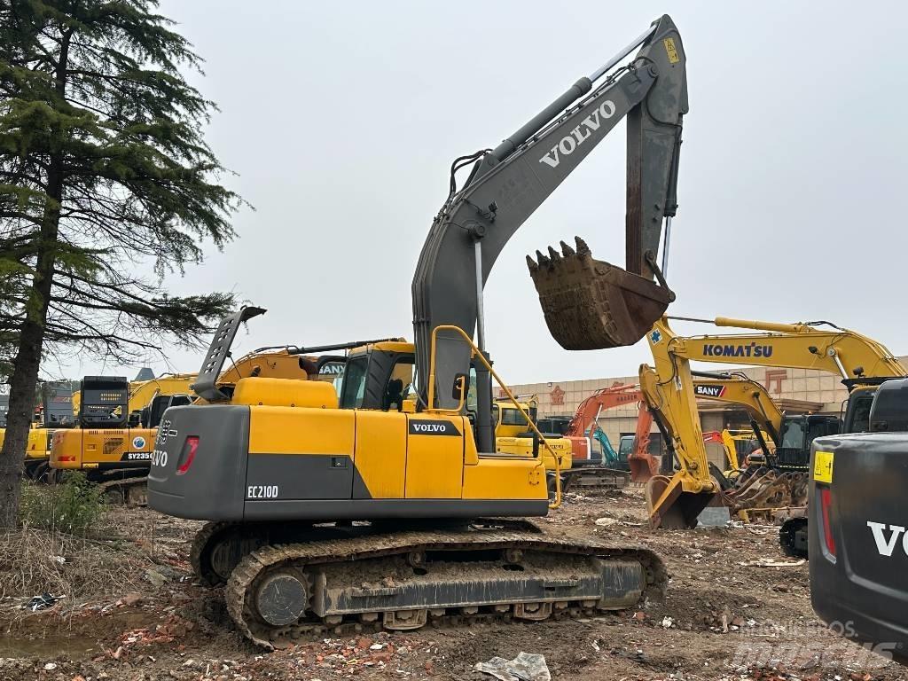 Volvo EC 210 حفارات زحافة