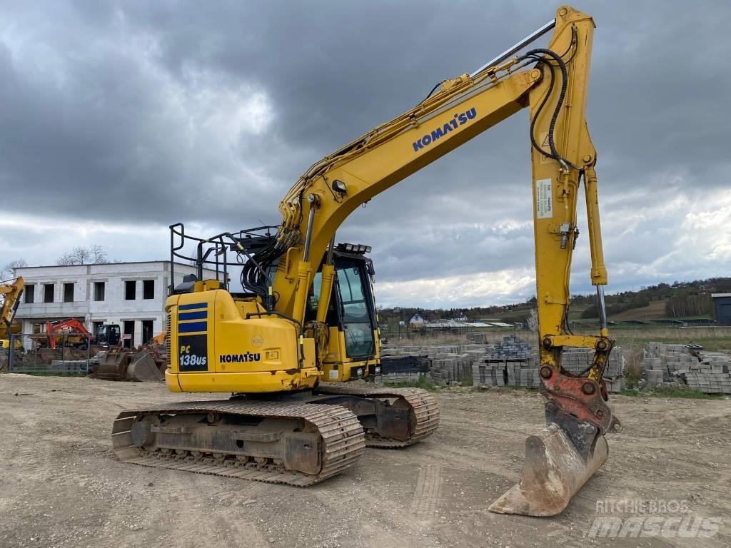 Komatsu PC 138 US حفارات زحافة