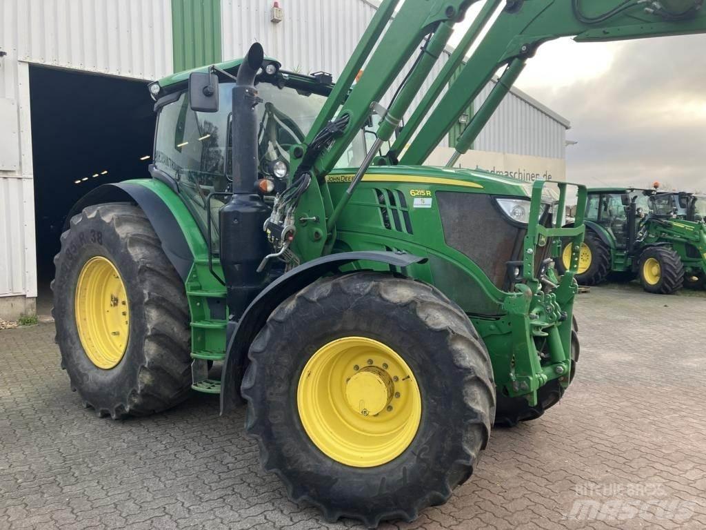 John Deere 6215R الجرارات