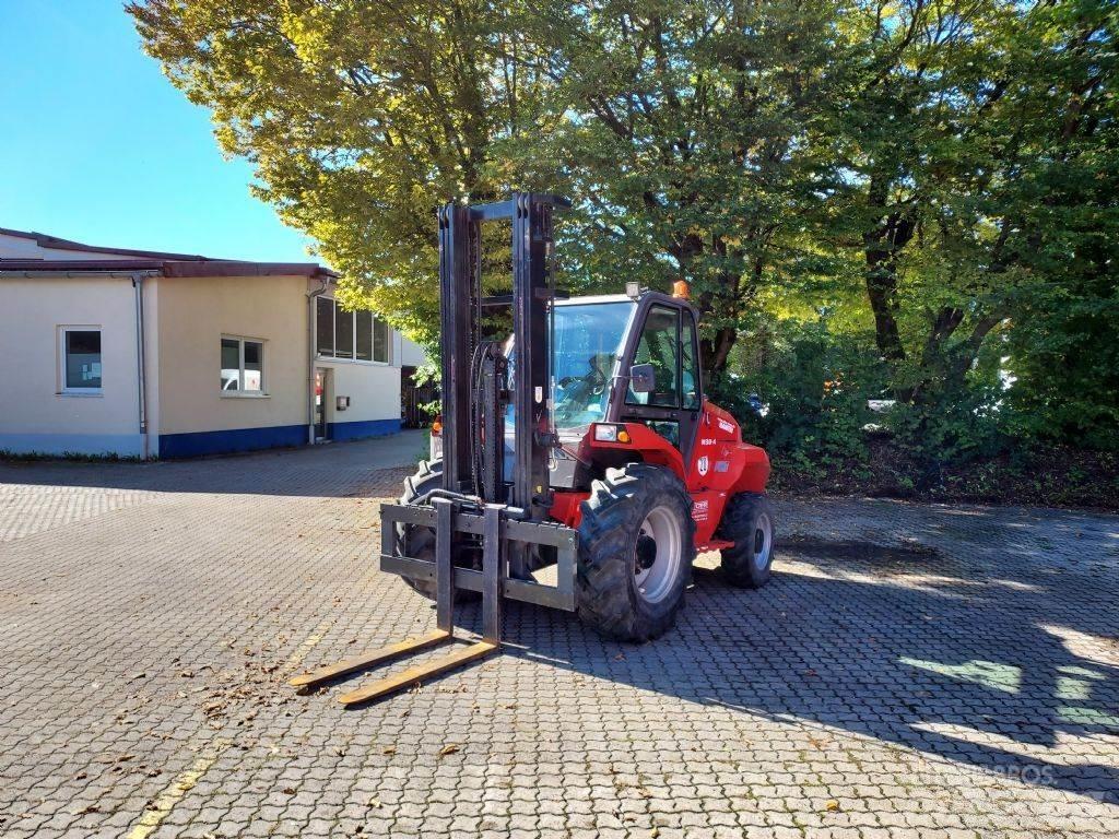 Manitou M 30.4 شاحنات الطرق الوعرة