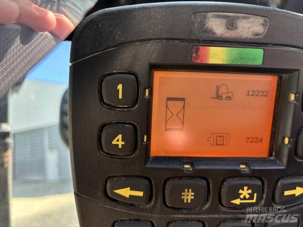 Yale ERP 18VT شاحنات ذات رافعات شوكية تعمل بالكهرباء