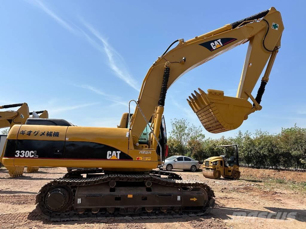 CAT 330 CL حفارات زحافة