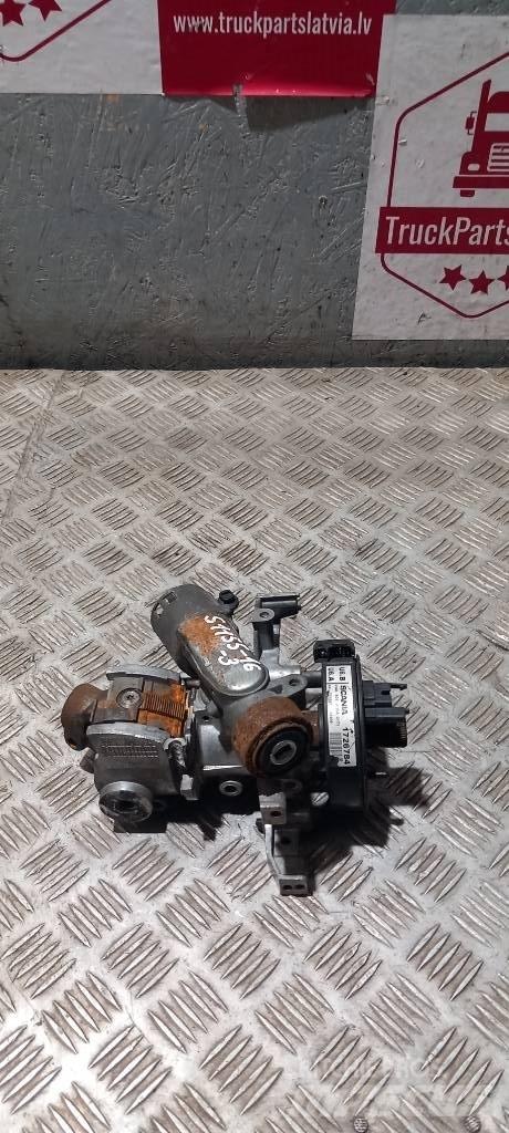 Scania R 420   1421785 كابينة والداخلية
