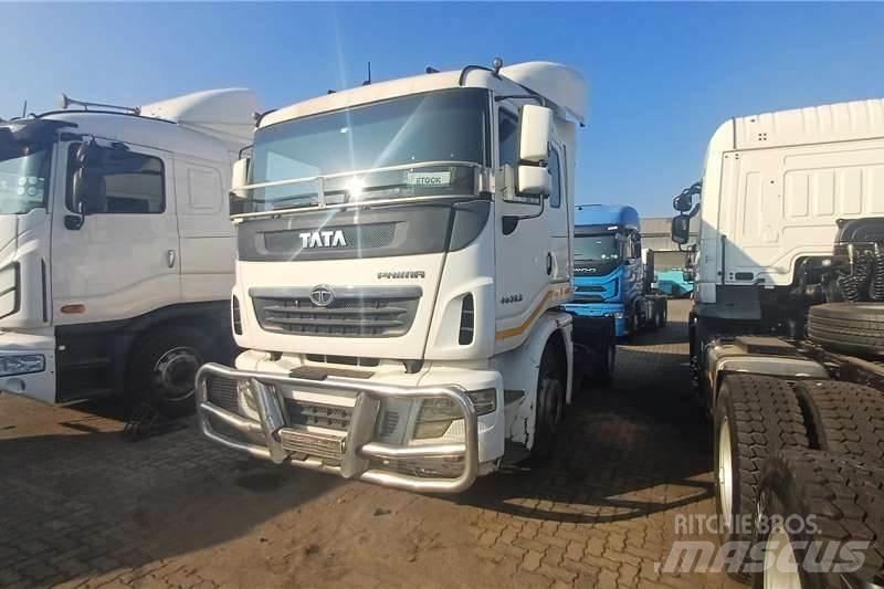 Tata PRIMA 4X2 شاحنات أخرى