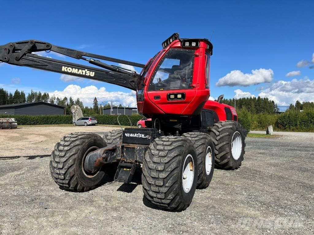 Komatsu 911.6 حصادات