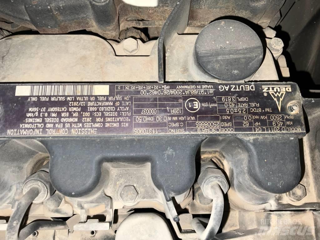 JCB 406 B لوادر بعجل