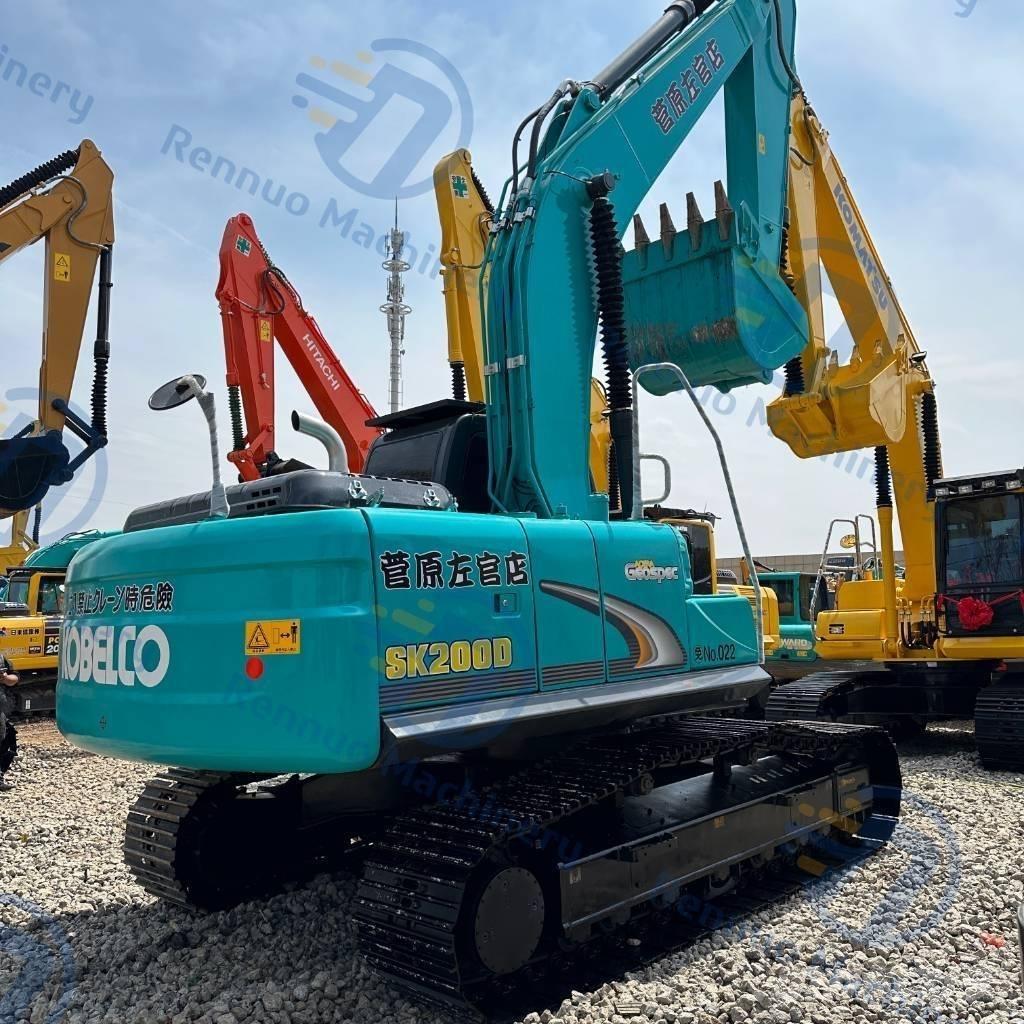 Kobelco SK 200 حفارات زحافة