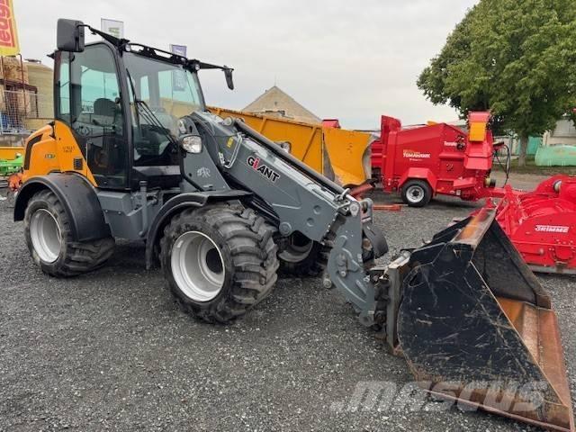GiANT V 761 T معدات مناولة لأغراض الزراعة