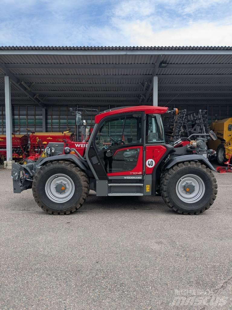 Weidemann T 7042 معدات مناولة لأغراض الزراعة