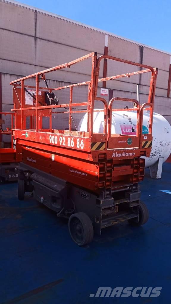 JLG 3246 ES رافعات مقصية الشكل