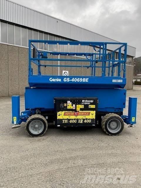 Genie GS-4069 BE رافعات مقصية الشكل