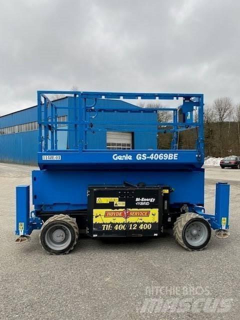 Genie GS-4069 BE رافعات مقصية الشكل