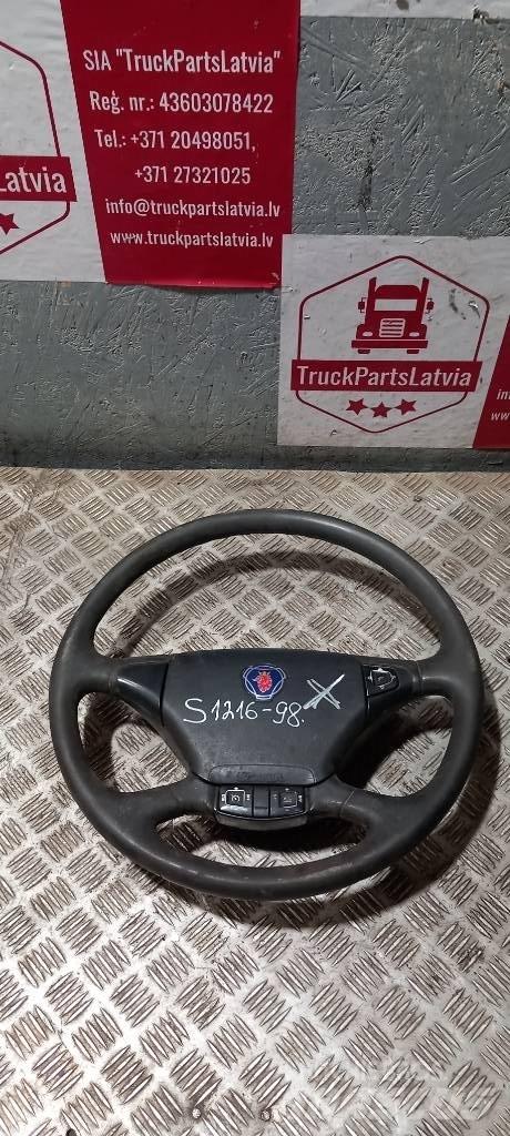 Scania R 440   1495393 كابينة والداخلية
