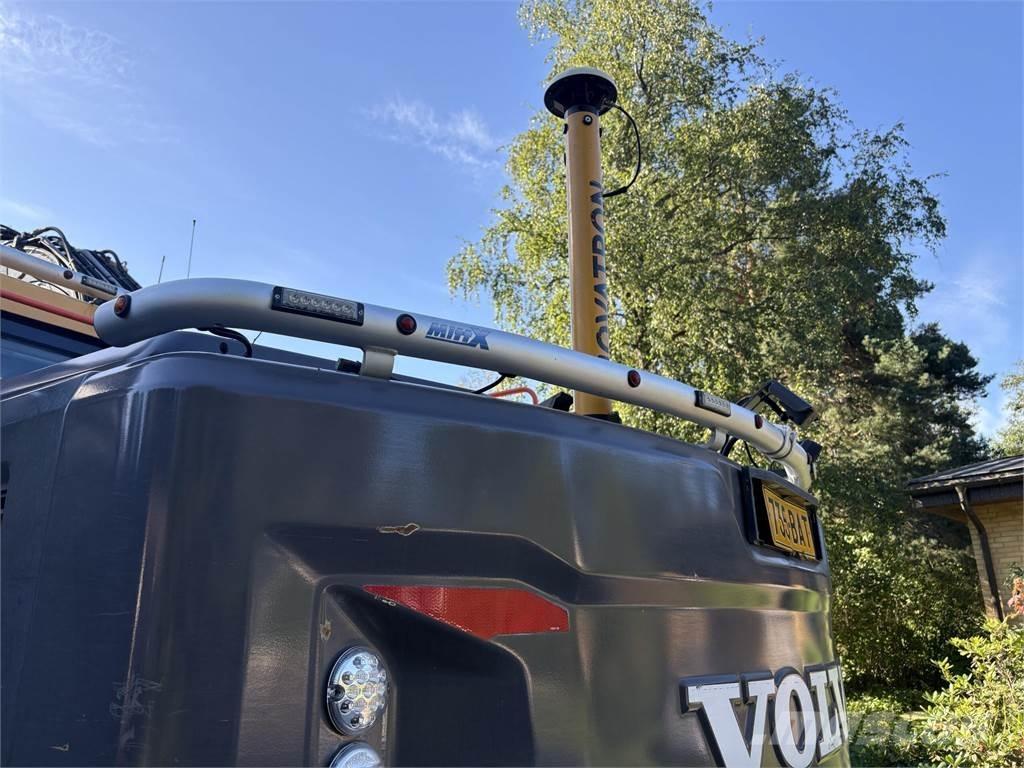 Volvo EW160E حفارات بعجل