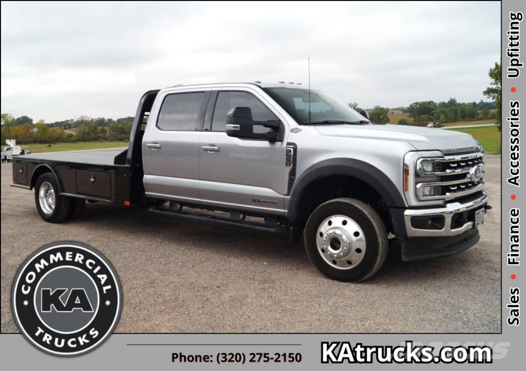 Ford F 550 SD Lariat شاحنات مسطحة/مفصلية الجوانب